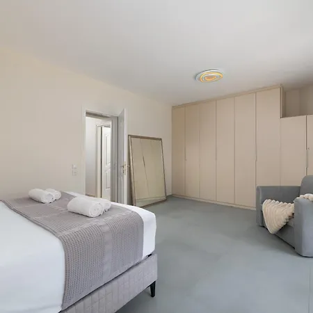 Celestial Blu Penthouse Rhodes City